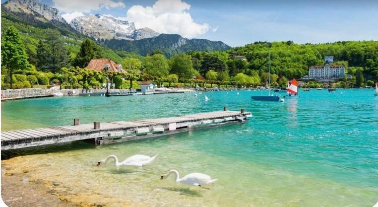 Highly Recommended Apartment Steps From The Lake Annecy Exteriör bild